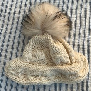 Inverni Pompom Knit Hat